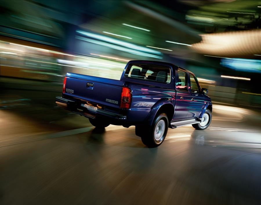  Mazda B2500 2004 года  (фото 20 из 81)